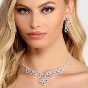 Elegant Necklace and Earring Set